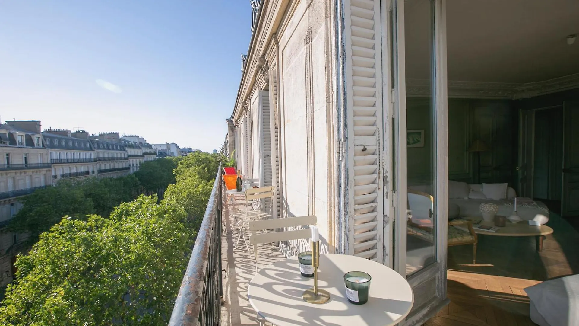 Apartment Typical Haussmannien With Eiffel Tower View - Bm68 *