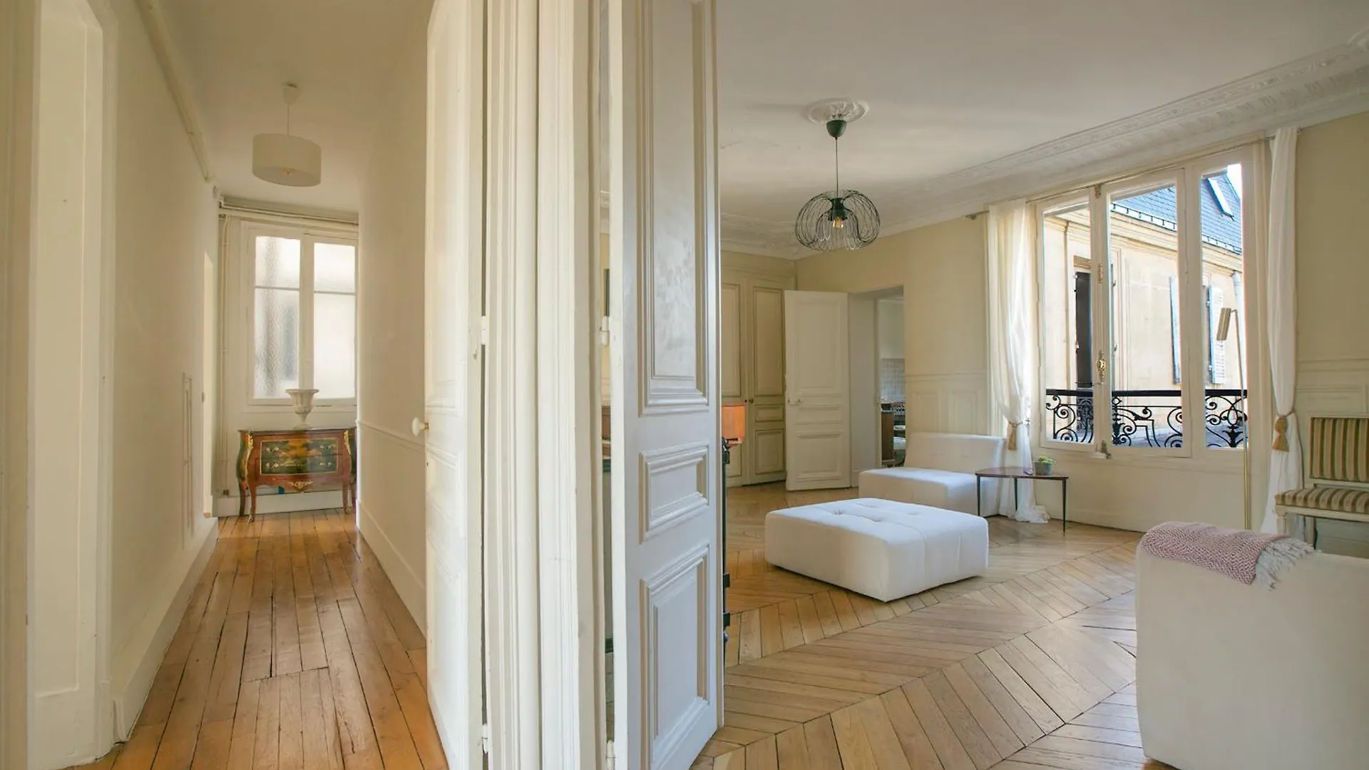 Typical Haussmannien With Eiffel Tower View - Bm68 * Париж